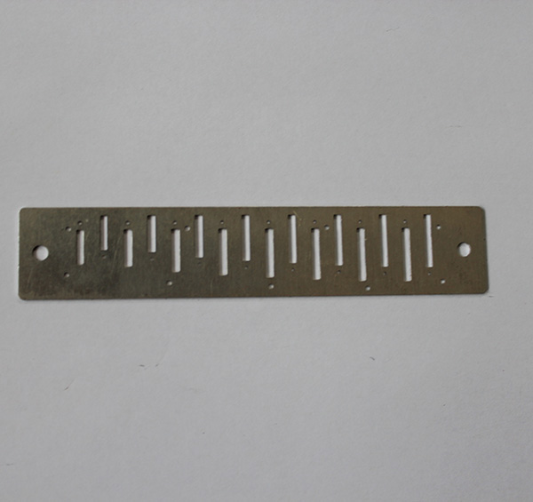 沖壓產(chǎn)品-騰科機(jī)械