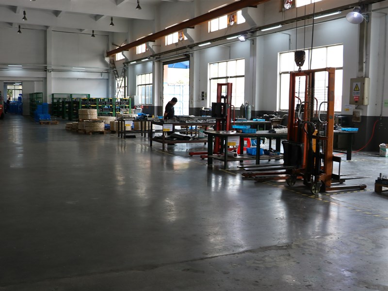 廠房設(shè)備-騰科機(jī)械
